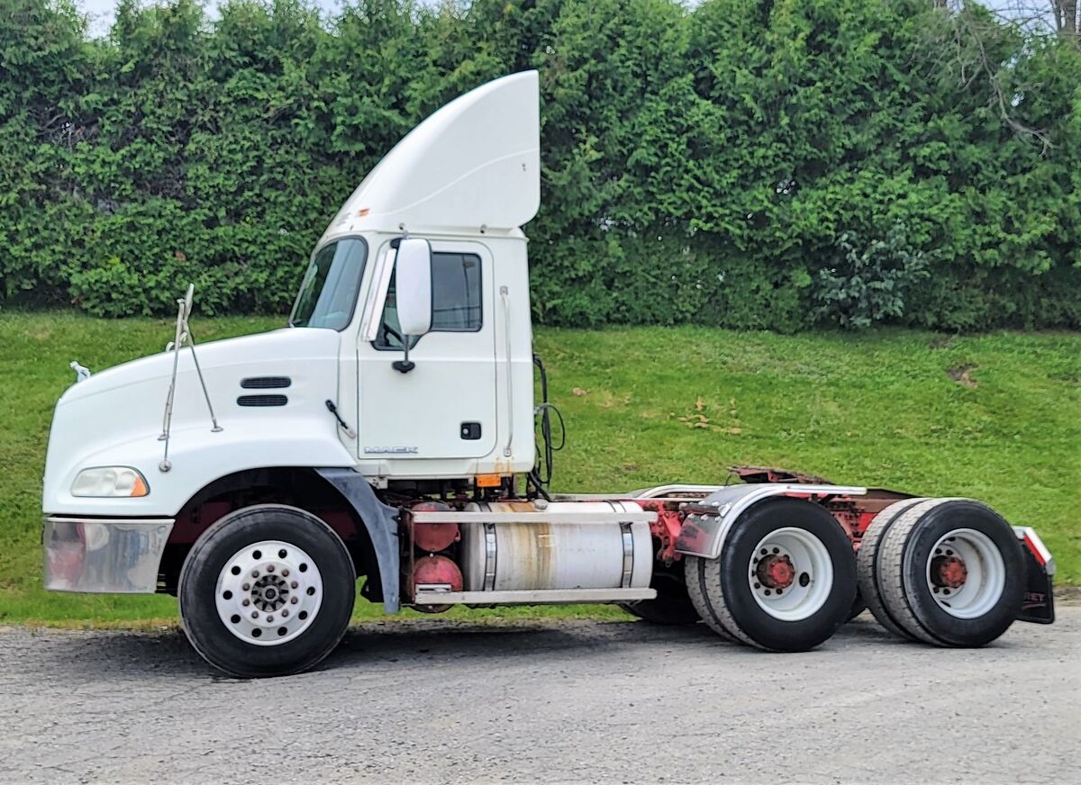 <p><strong data-renderer-mark=