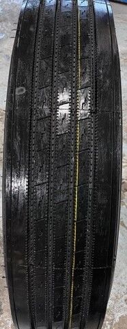 Doublestar DSR566
11 R22.5 ,11 R24.5 et  295/95 R22.5
Conduite et  toute position